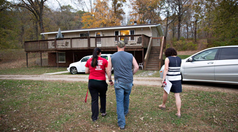 Weekly mortgage applications show real recovery in homebuying, as interest rates set another record low