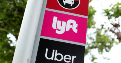 California wins injunction against Uber, Lyft classifying drivers as contractors