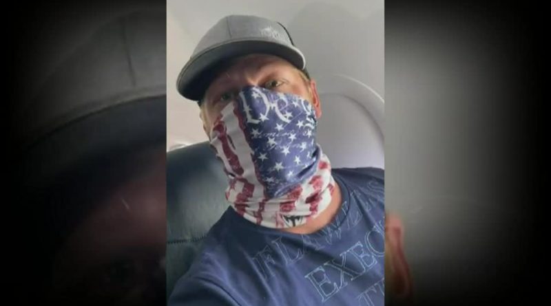 Man told by flight attendant his mask was noncompliant, police would be waiting for him