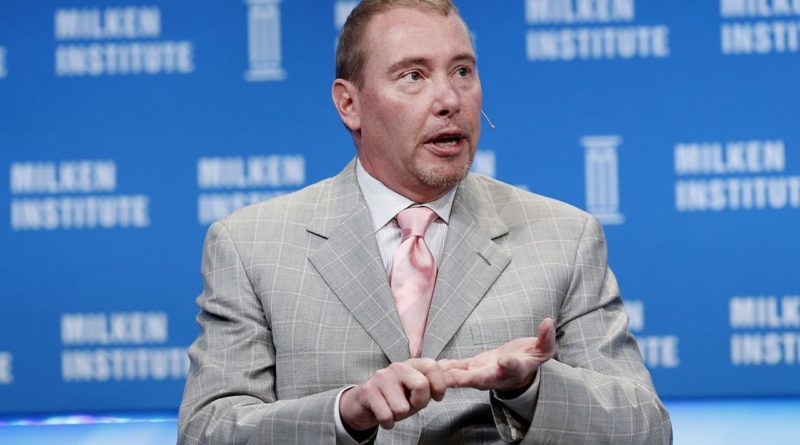 Billionaire Jeffrey Gundlach slams California over taxes, may leave state