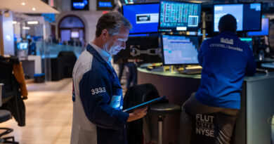 Stock Bull Run Powers Ahead After Blockbuster Jobs: Markets Wrap