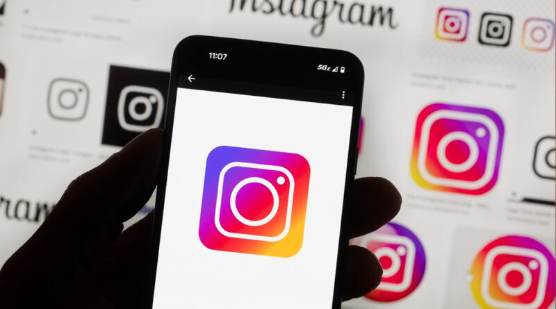 Instagram unveils nudity-blurring feature to combat sextortion