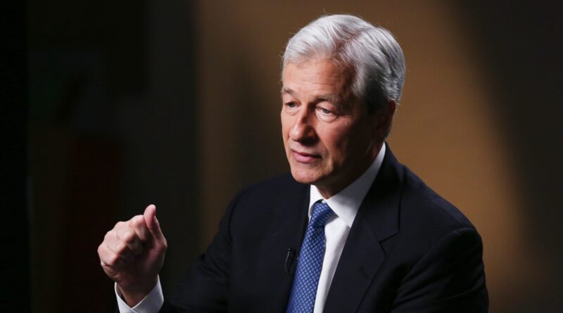 JPMorgan Chase shares drop after bank gives disappointing guidance on 2024 interest income